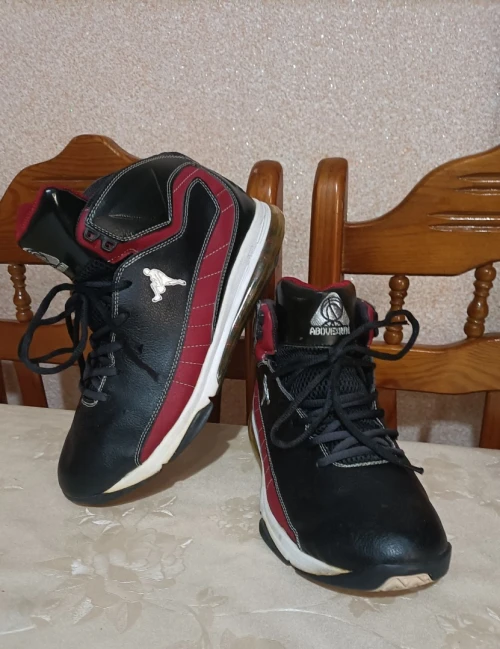 Sneakers Basketball de marque "Above the Rim" style Nike Air Jordan / Pointure 44,5-45