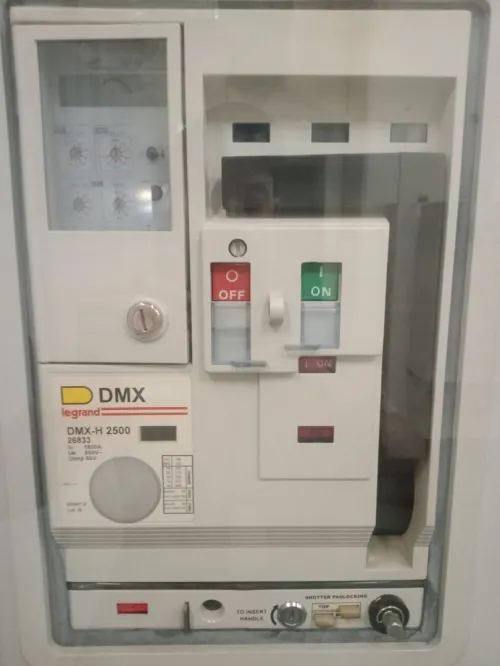 Électricité industriel et bâtiment et système incendie détection intrusion