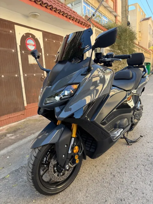 Tmax 562 2023