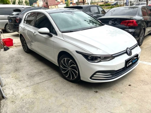 Volkswagen Golf 8 2024 