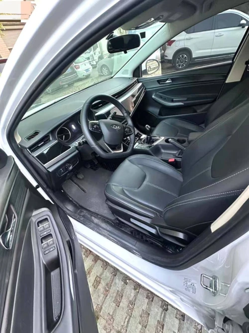Chery Arrizo 5 2025 Urban