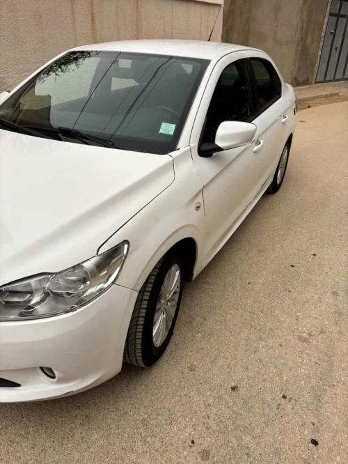 Peugeot 301 2015 