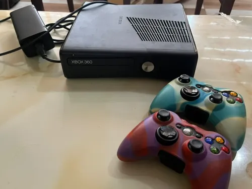 XBOX360 slim