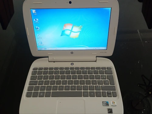 Hp mini 100e état 8/10