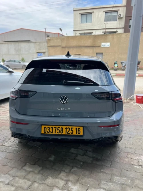 Volkswagen Golf 8 2025 R-Line