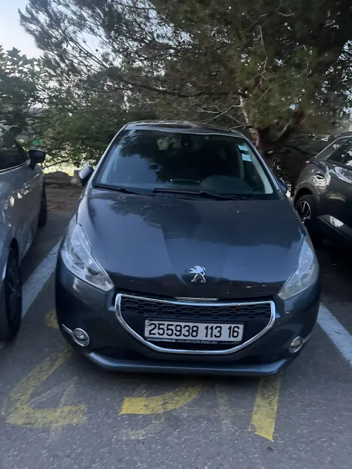 Peugeot 208 2013 Allure