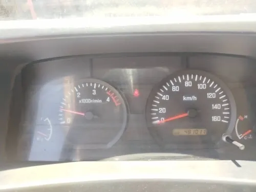 Isuzu NPR71 2009