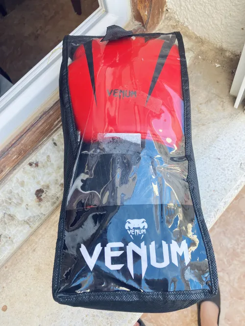 Gant de boxe venum