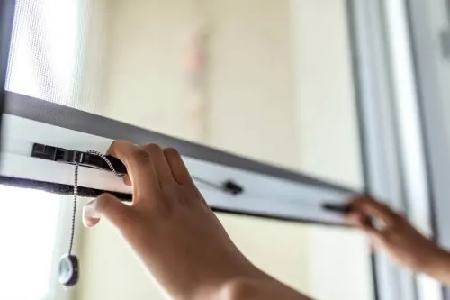 Moustiquaire aluminium