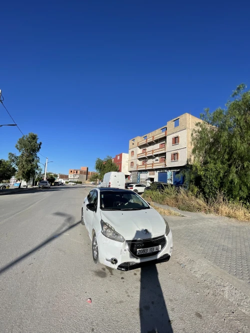 Peugeot 208 2013 Allure