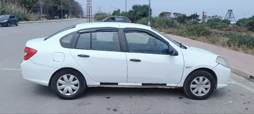 Renault Symbol 2012 باز كليم