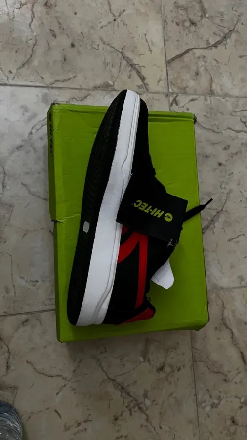 Chaussure hi tech original pointure 44