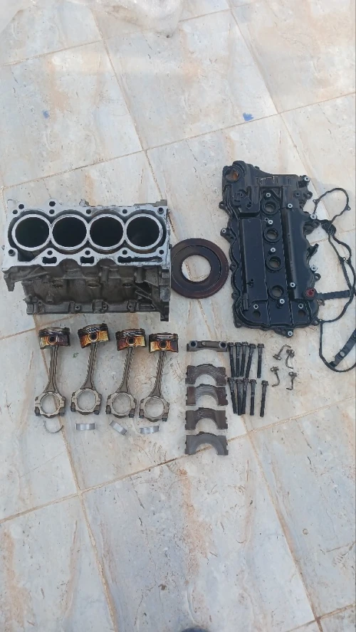 Bloc moteur STD yaris 2013