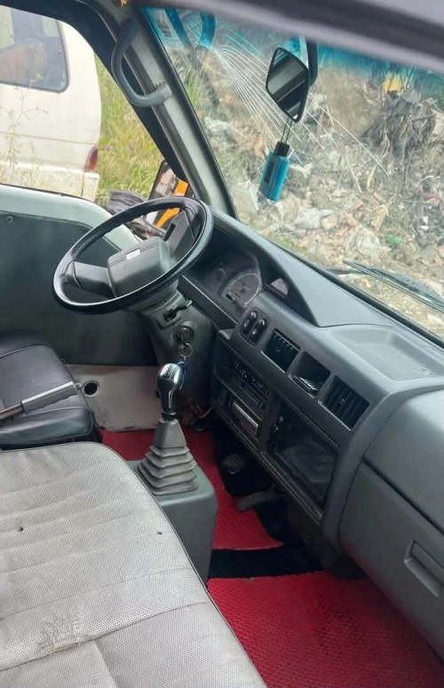 Mitsibichi L300 2006