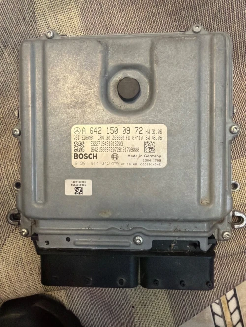 Mémoire Mercedes 3 litres v6