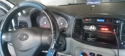 Hyundai Accent RB  4 portes 2011 Accent RB  4 portes
