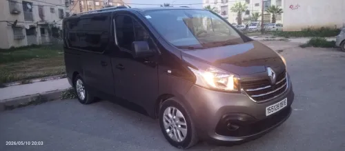Renault Trafic 2019 8 places