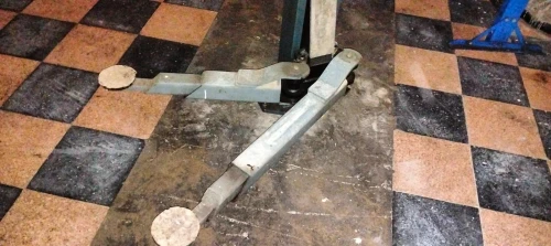 Pont élévateur pour véhicules