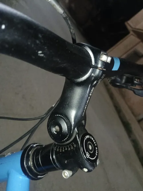 Potence réglable compatible tou les velo