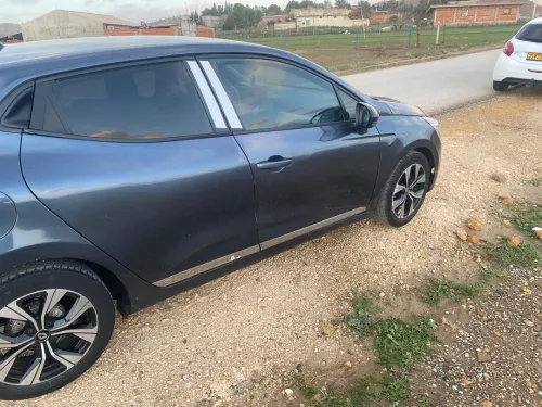 Renault Clio 5 2021 evolution