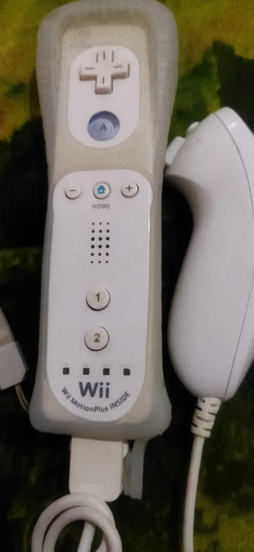 telecomomand et joystick wii
