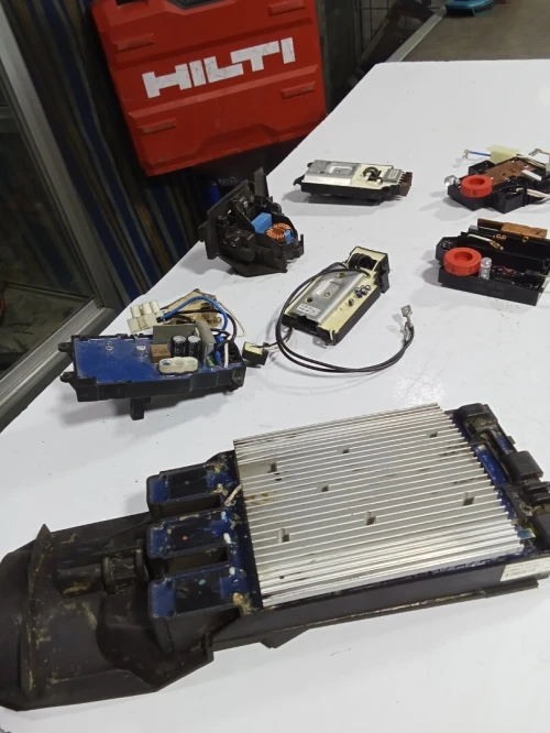Répartition HILTI BOSCH SPIT تصليح MAKITA DE