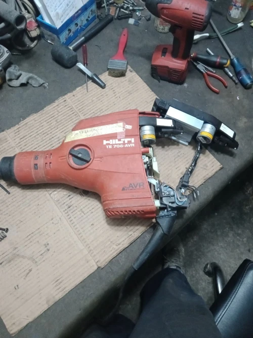 Répartition HILTI BOSCH SPIT تصليح MAKITA DE