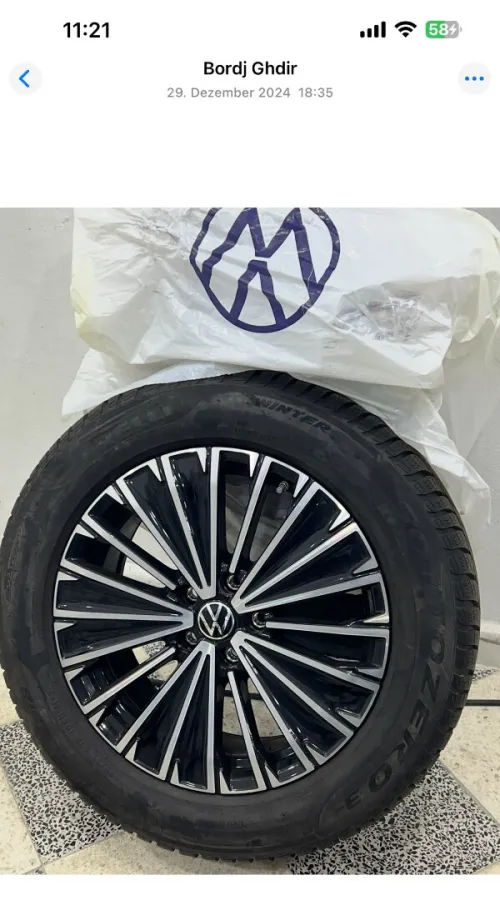 À vendre : 4 roues avec jantes Pirelli pour VW Tiguan