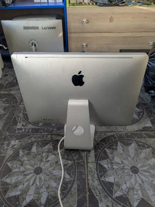 iMac 21.5pouce 2011 i5 6gb ram 500 go hdd double carte graphique