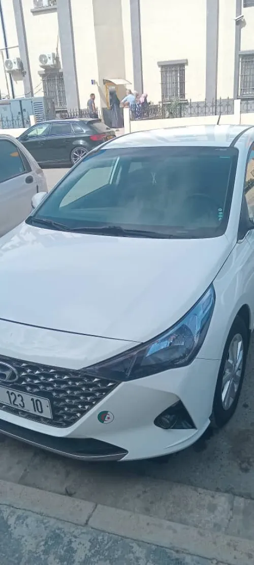 Hyundai Accent 2023 Rb