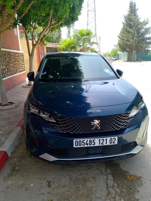 Peugeot 5008 2021 