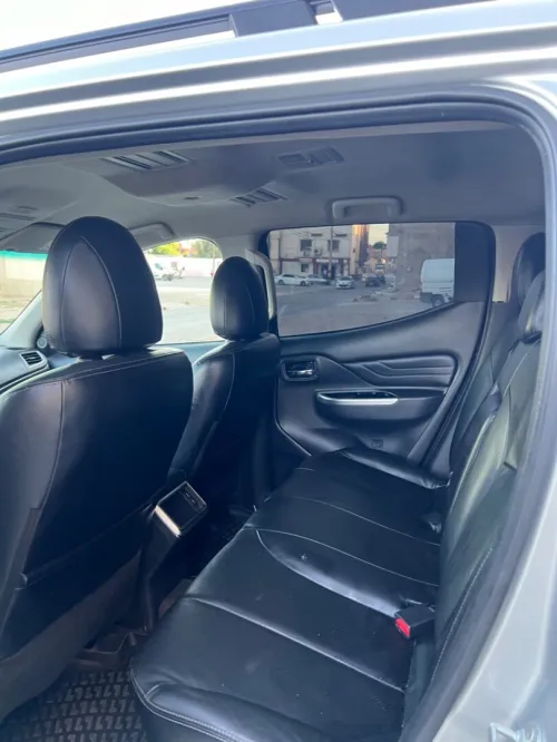 Mitsubishi L200 2021 Doube cabine Evolution