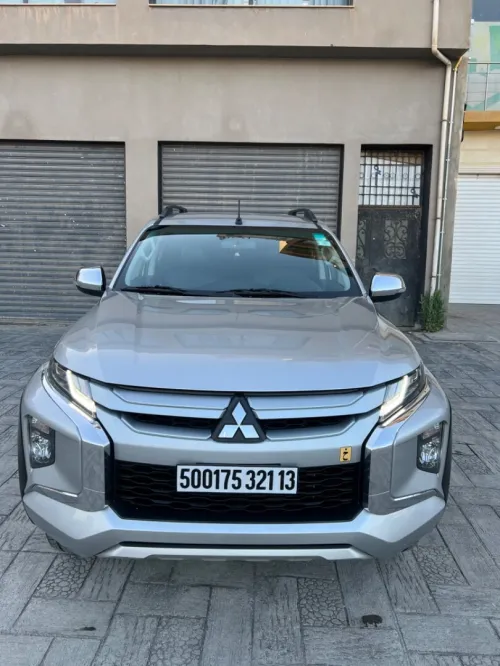 Mitsubishi L200 2021 Doube cabine Evolution