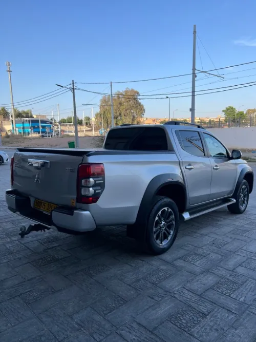 Mitsubishi L200 2021 Doube cabine Evolution