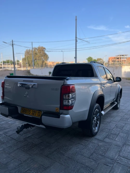 Mitsubishi L200 2021 Doube cabine Evolution