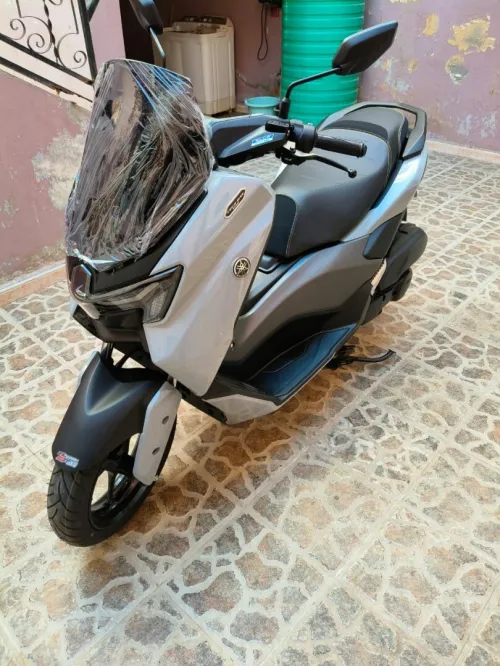 Yamaha N-mAX tech max 2025 00 compteur NMAX 2025