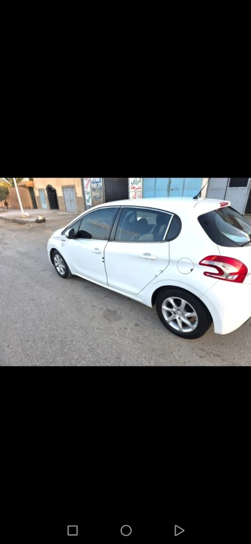 Peugeot 208 2014 Allure