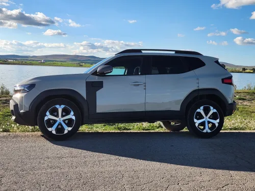 Dacia Duster 2025 Journey