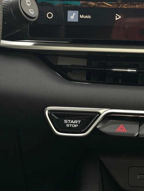 Geely Coolray 2025 