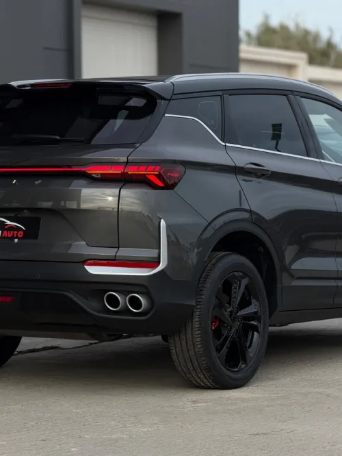 Geely Coolray 2025 