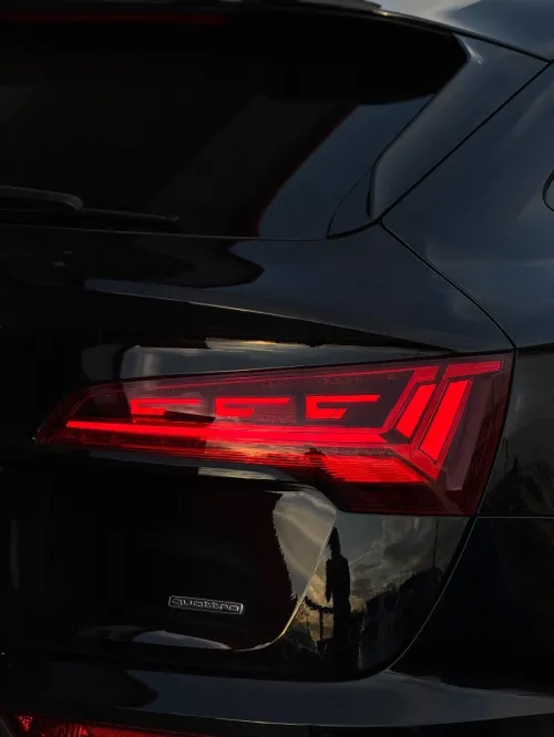 Audi Q5 2023 S lien