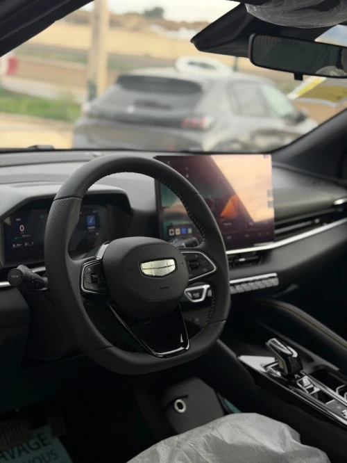 Geely Coolray 2026 