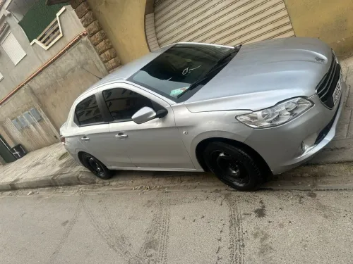 Peugeot 301 2015 301