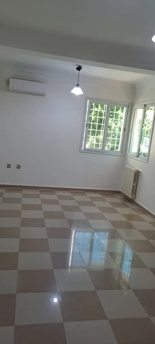 Location Appartement F5 Alger Dely brahim