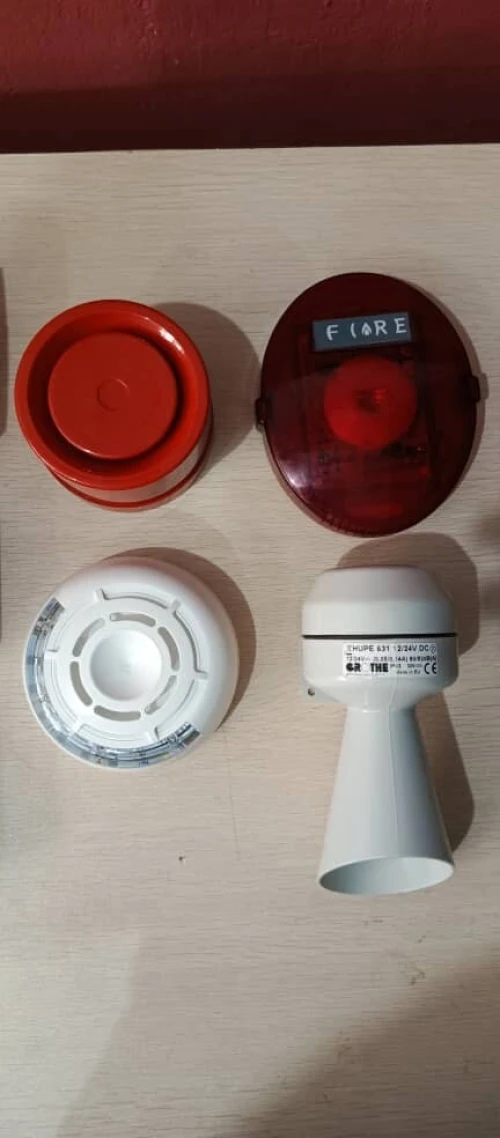 DETECTEUR DE FUMER / CHALEUR / COMBINE / ADRESSABLE / DECLENCHEUR / INDICATEUR / SIREN / SPRINCLEUR