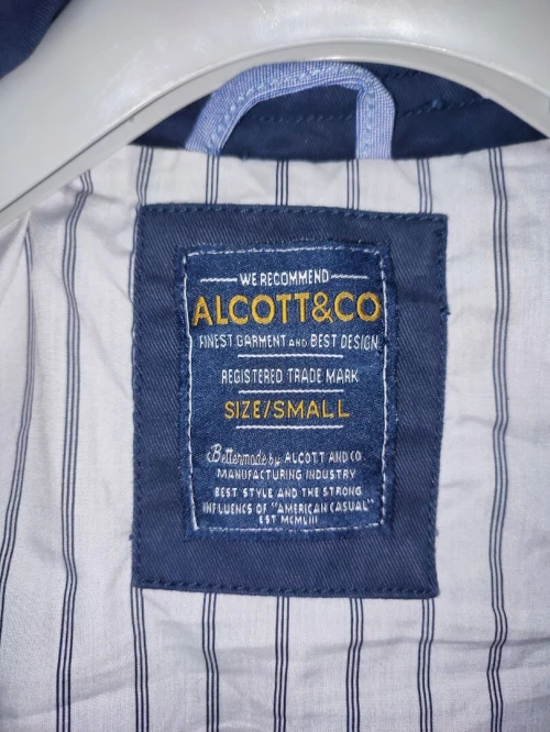 Vest ALCOTT&CO 