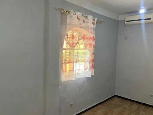 Location Appartement Niveau de villa Studio Blida Blida