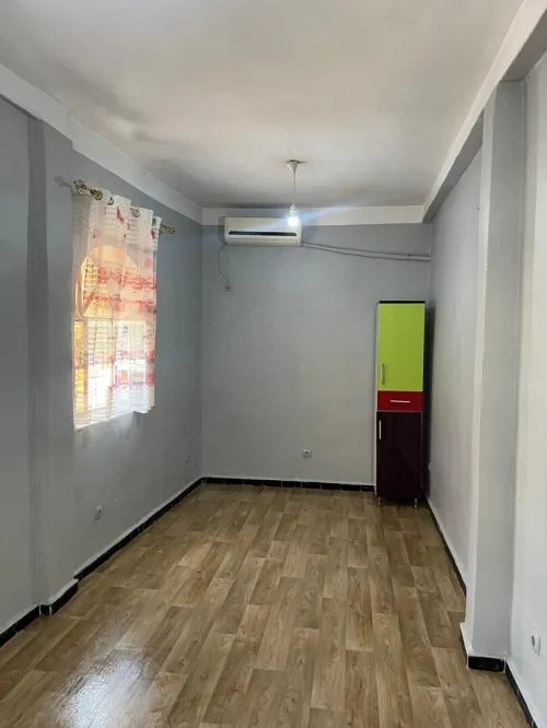Location Appartement Niveau de villa Studio Blida Blida