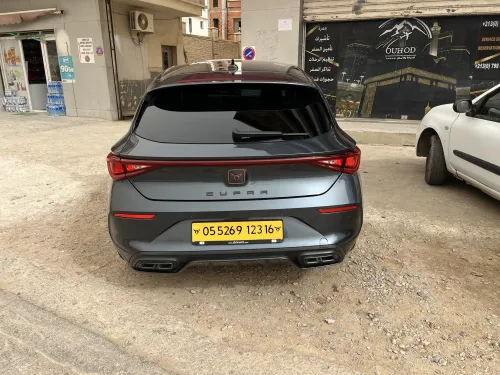 Cupra  Leon 2023 