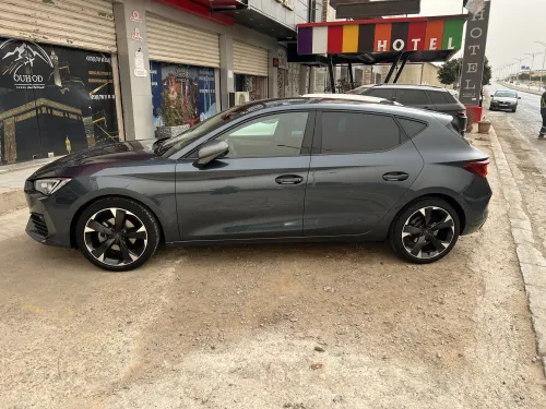 Cupra  Leon 2023 